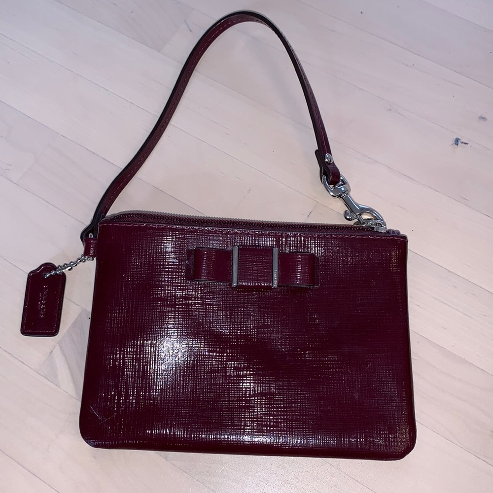 Coach Darcy Patent Bow Wristlet